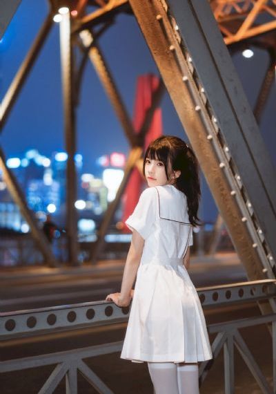 女老板商务出差轨hd_BD英语完整在线观看