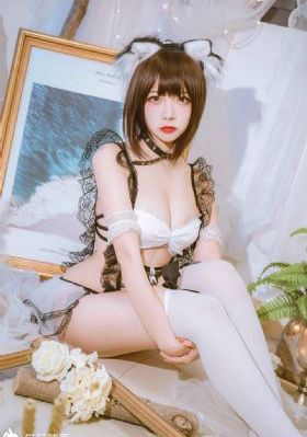 裙子里面是野兽免费观看_BT磁力天堂日韩在线观看
